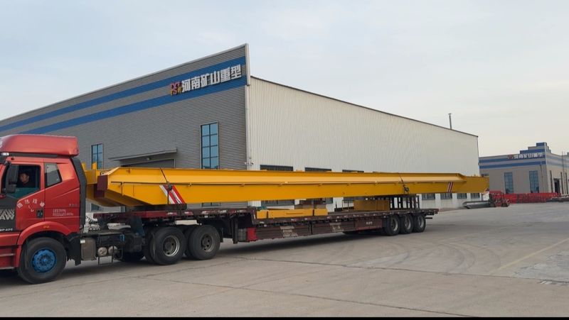 電動葫蘆橋式起重機 LH10t-27.95m 電動單梁起重機 LD5t—23.3m 制作完成，發往浙江省金華市交付客戶使用